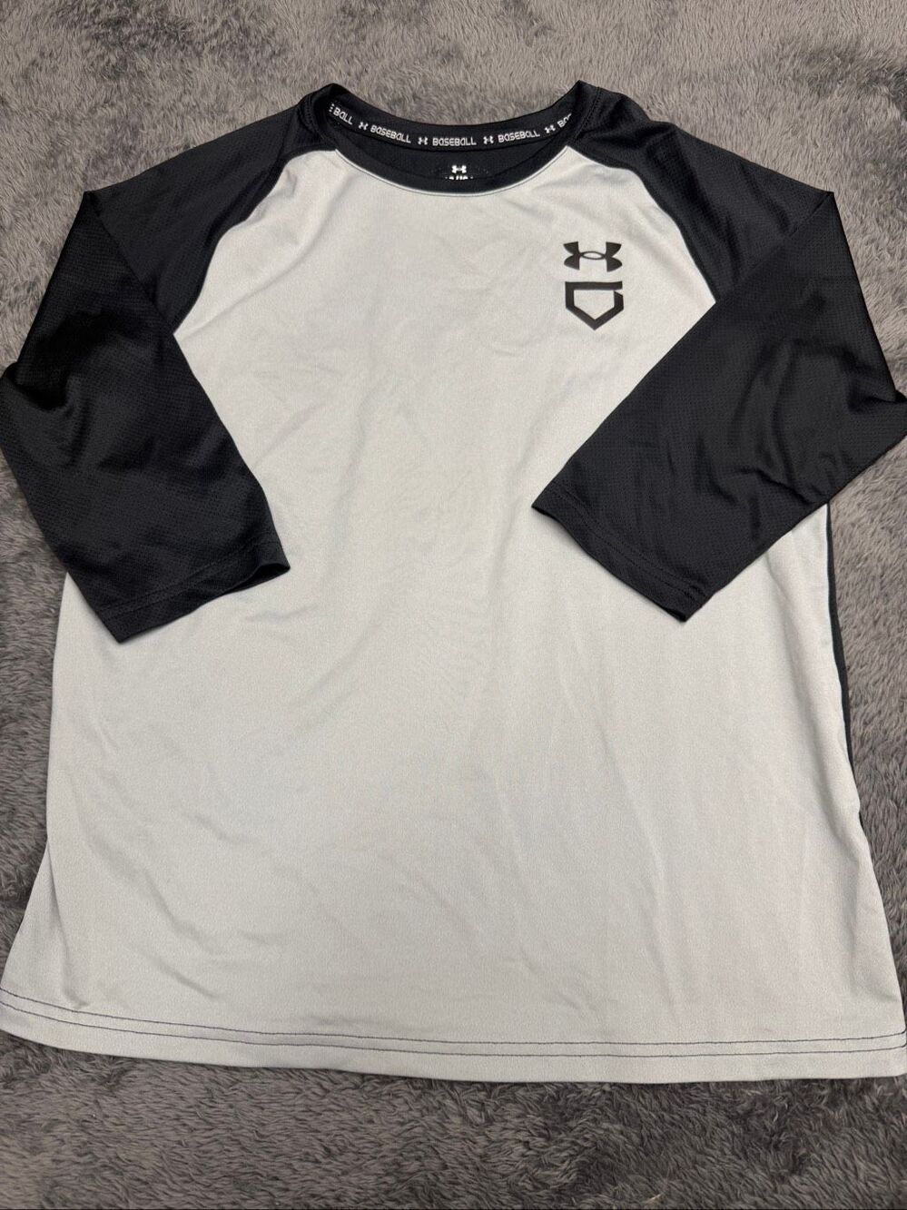 Under Armour Baseball Raglan 3/4 Sleeve Dri Fit Shirt - Youth Large!